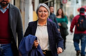 Jeannette Jara cuestiona que se utilice “una enfermedad tan dolorosa como el alzheimer” como una “herramienta política”