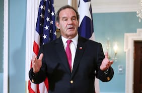 Allamand se estrena como secretario general iberoamericano en inauguración de cumbre de Santo Domingo: “El propósito es cooperar para el beneficio de las personas”