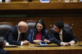 Tras difícil tramitación, Congreso aprueba históricas reformas para restringir sufragio extranjero y multar a chilenos que no voten