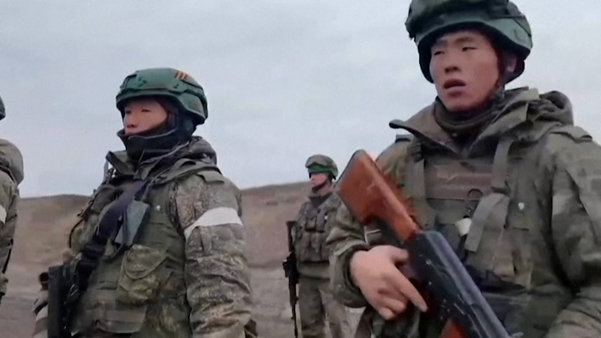 Corea del Sur llama a consultas a su embajador en Kiev por la polémica sobre el traslado de soldados norcoreanos