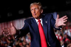 El dólar se disparó tras victoria de Donald Trump, pero luego moderó gran parte de su avance