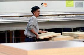 Sondeo del Banco Central confirma las mejores perspectivas de las empresas, pero tienen preocupaciones: la situación política y dificultad para encontrar trabajadores