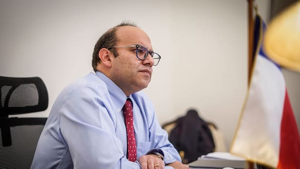 Subsecretario Pavez acusa a exdirector de Migraciones de haber dejado 40.000 órdenes de expulsión sin ejecutar