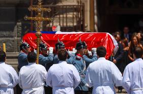 Van Klaveren tras funeral del expresidente Piñera: “Adiós a un gran servidor público”