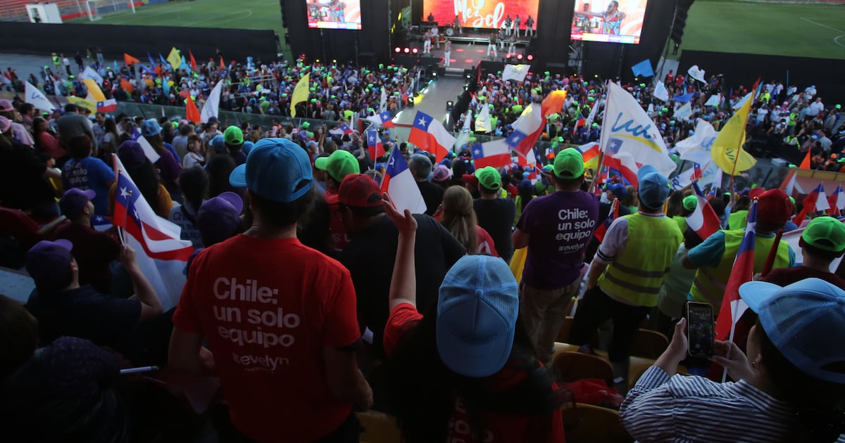 El cierre de campaña de Evelyn Matthei: un acto que expuso las tensiones internas de Chile Vamos