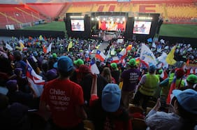 Acto de cierre de campaña de Matthei desata nuevo round en Chile Vamos