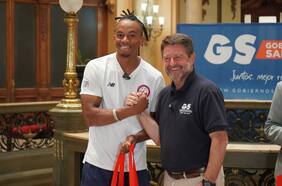 Gobierno de Santiago anuncia adquisición de equipamiento deportivo de alto estándar para atletas y paratletas