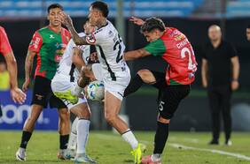 La falta de ambición le pasa la cuenta a Ñublense: cae con Boston River en la Copa Libertadores sin rematar al arco