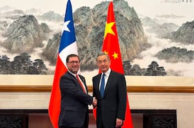 Canciller se reúne con altas autoridades en China y destaca interés de mantener “relación constructiva y de largo plazo”