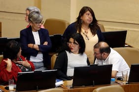 Reforma de Boric para usar FF.AA. sin el Congreso divide al Frente Amplio y genera dudas en el PC