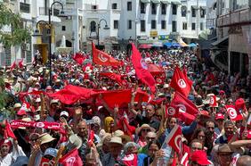 Fadil Aliriza, periodista tunecino: “La nostalgia por el pasado y un Estado fuerte están conduciendo a la concentración del poder”