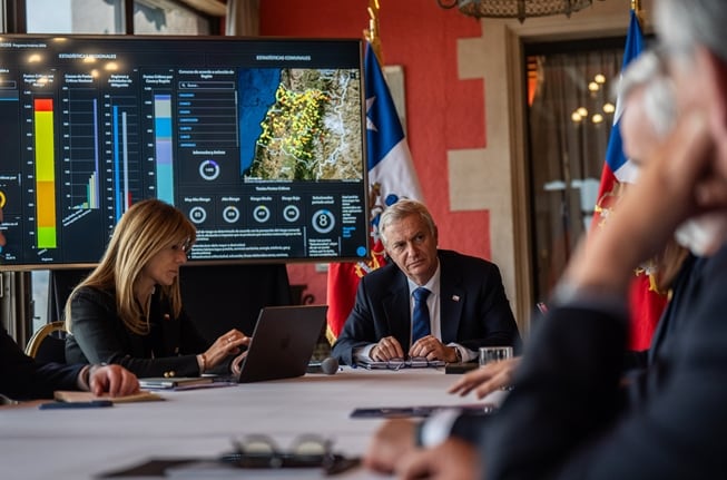 La Moneda mantiene despliegue por sistema frontal y afina medidas de prevención