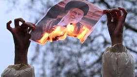 LT Explica: ¿Podrían las violentas protestas en Irán hacer caer al régimen?