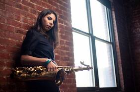 La destacada jazzista chilena Melissa Aldana vuelve al país con concierto