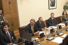 Comisión de Hacienda rechaza vetos supresivos sobre el derecho al olvido financiero y el pago a 30 días para las pymes