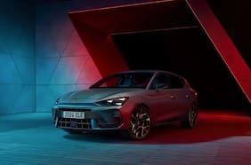 El Cupra León estrena nuevo rostro y actualiza sus gama de motorizaciones
