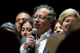 Mercados colombianos caen luego de triunfo del izquierdista Petro