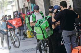 Aplicaciones de delivery extreman su logística ante avalancha de pedidos