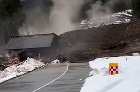 Registran un enorme alud tras el terremoto ocurrido en Japón