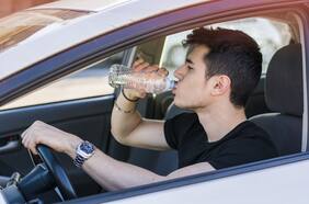 Columna de María Elisa Morales: El derecho del consumo insostenible