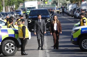 Conoce “La Bestia”, el SUV blindado del alcalde Rodolfo Carter