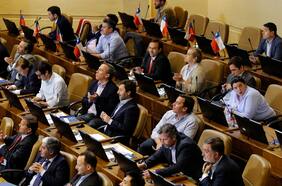 Chile Vamos arremete contra republicanos tras fracaso opositor en la Cámara