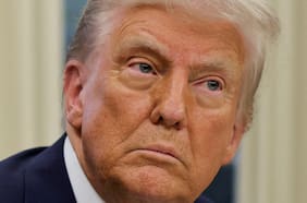 Encuesta revela que los estadounidenses están “preocupados” por Donald Trump y sus medidas para ampliar su poder
