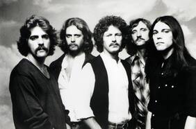 Hotel California, los Eagles y la parte más oscura del “sueño americano”