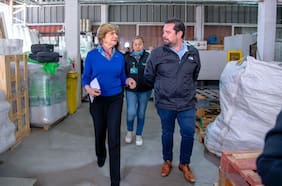 Las propuestas de Matthei para las pymes: rebaja de impuestos y destrabar permisos para grandes inversiones