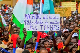 Francia discute con Ejército nigerino retirada de sus tropas del país africano tras fin de acuerdos de cooperación