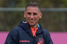 Sebastián Beccacece alude a exjugador de la Roja en la antesala del enfrentamiento entre Chile y Ecuador por Eliminatorias