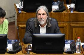 Senador Letelier por apuesta del gobierno de aprobar pensiones en marzo: “No sé qué se fumaron durante las vacaciones”