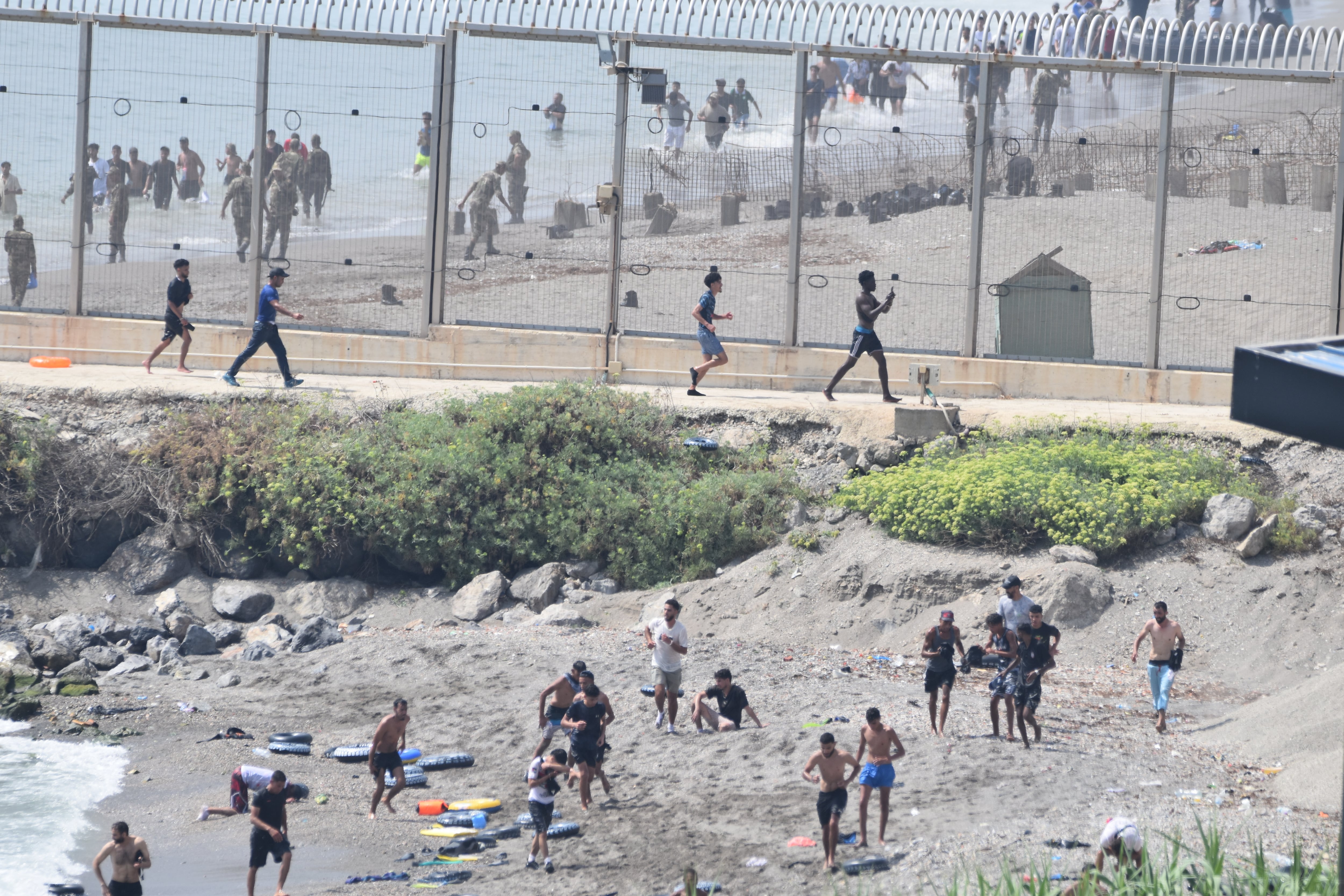 EE.UU. responsabiliza a España y las “políticas de extrema izquierda” por alza en ingreso de migrantes irregulares a Ceuta