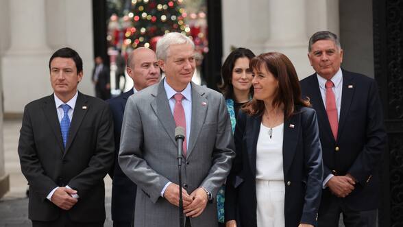 Los cargos en los que José Antonio Kast evalúa utilizar las “12 balas de plata” de nombramientos en el Estado