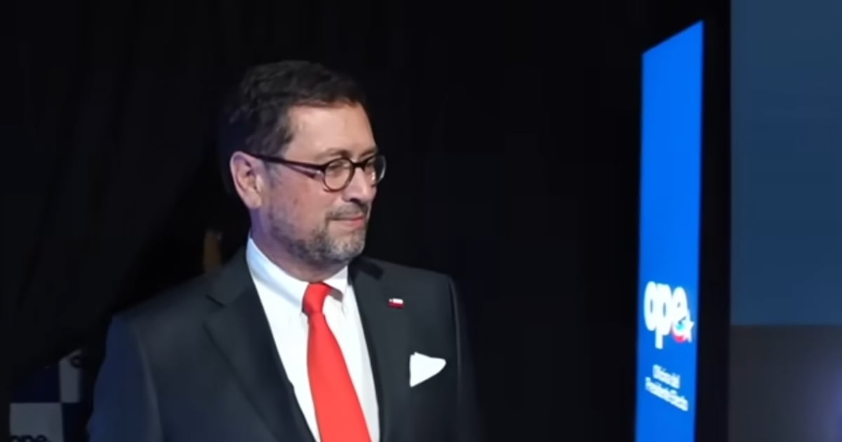 El Ministro de Relaciones Exteriores y su Secreto en la Patagonia Chilena