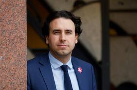 Vlado Mirosevic, vocero de Tohá: “No creo que gane Jeannette Jara; al final va a primar un sentido de responsabilidad”