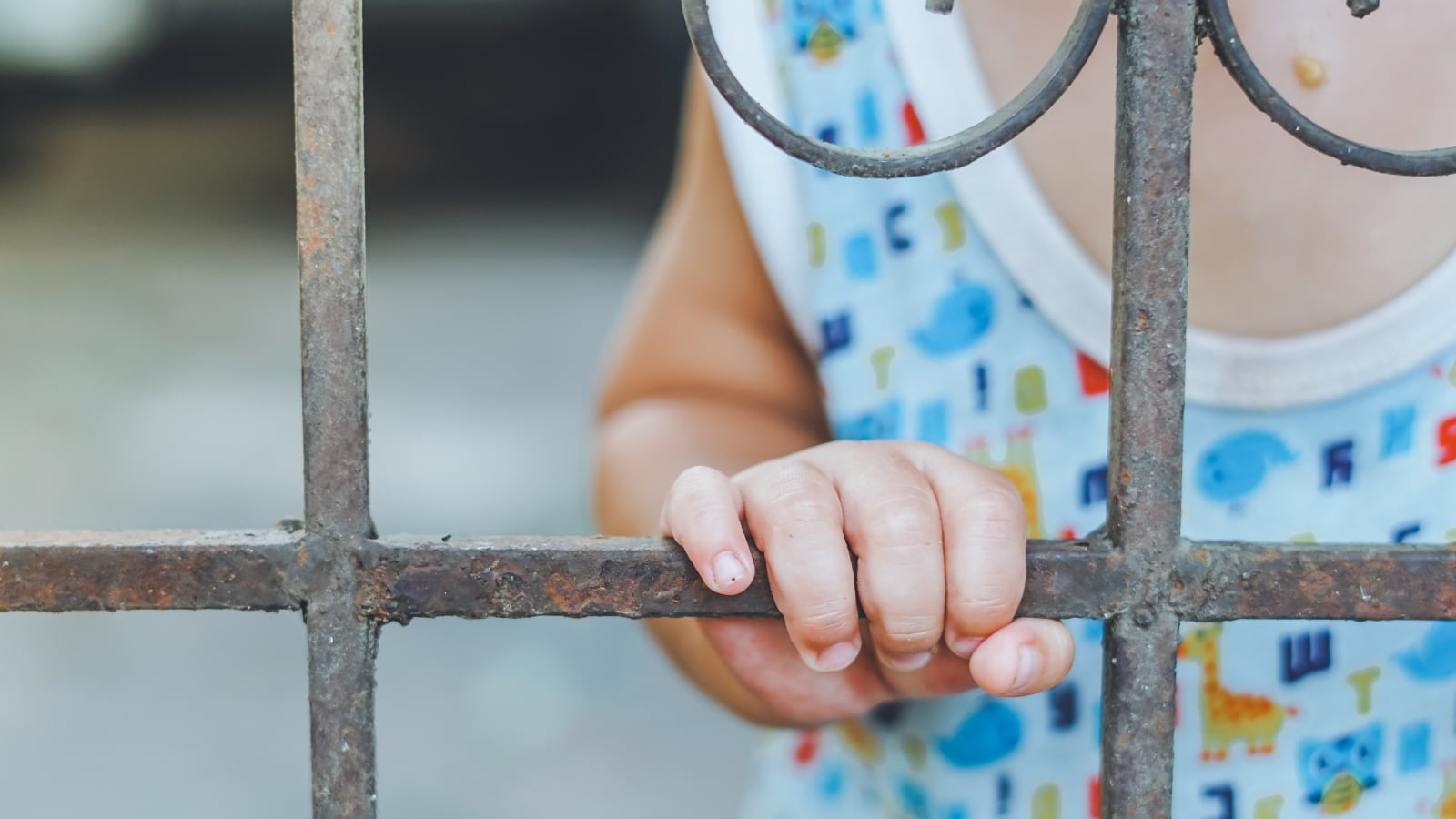 Niños encerrados: el drama de los hijos de mujeres privadas de libertad en Chile