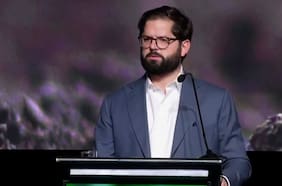 Boric carga contra UDI, RN y Republicanos por acusación constitucional