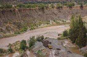 Pese a advertencias 30 proyectos de extracción de áridos en el río Maipo están modificando peligrosamente su cauce