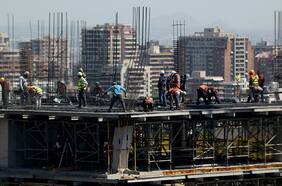 Informe alerta que permisos de construcción de 530 proyectos caducarán en 2024