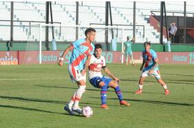 El campeón mueve el mercado: Huachipato se refuerza con Franco Vega, argentino-chileno seguido por la Roja