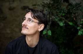 Pierre Adrian, escritor francés: “En Latinoamérica hay mucha magia e imaginación; en Europa somos demasiado realistas”