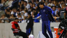 Daniel Garnero blinda a Vicente Bernedo tras el empate de la UC: “Hoy cometió un error, pero está haciendo un buen torneo”