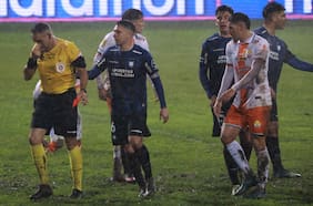 El anuncio de Vozinha, el conflicto de Jona y un “anónimo” que amargó a la UC: el lado B del regreso de la Liga de Primera