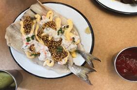 Barra de Pickles: sánguches, pichangas y picoteos en el barrio Franklin, con todo el sabor de By María