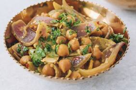 Bienvenido Marzo de Especias: Cómo hacer curry de garbanzos con cayena, leche de coco y comino