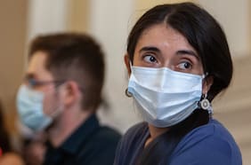 Presidenta de la Convención: “Tenemos alrededor de un 80% de las votaciones con más de 122 votos, entonces uno no puede decir que es solo un grupo que está escribiendo”