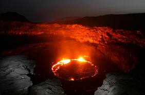 Imágenes inéditas revelan lo que realmente hay debajo de un volcán
