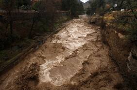 Piden evacuar sector de San Vicente de Tagua-Tagua por amenaza de desborde