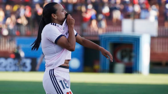 ‘Chama’ Sánchez, figura de la U: “Estamos felices de que se haya ido Maduro, pero al final su gente sigue en el poder”